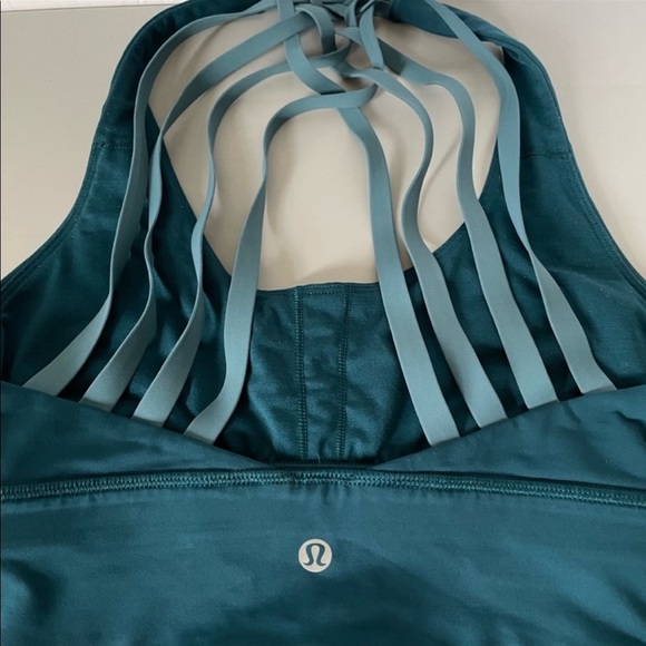 Lululemon Free To Be Moved Bra size 4 Deep Uniform Blue - Picture 7 of 8